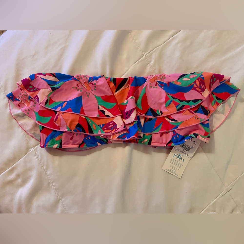 O’Neill women’s Cabana Floral Diaz Bandeau Top.